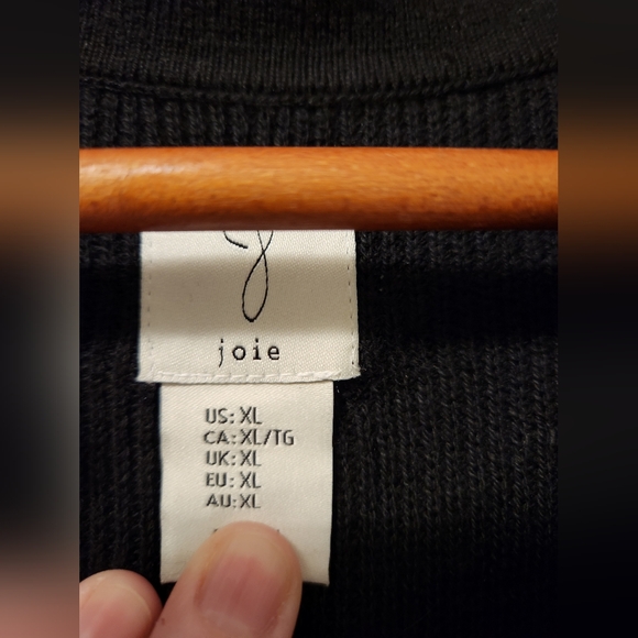 Joie sleeveless knit top size XL - Picture 2 of 4